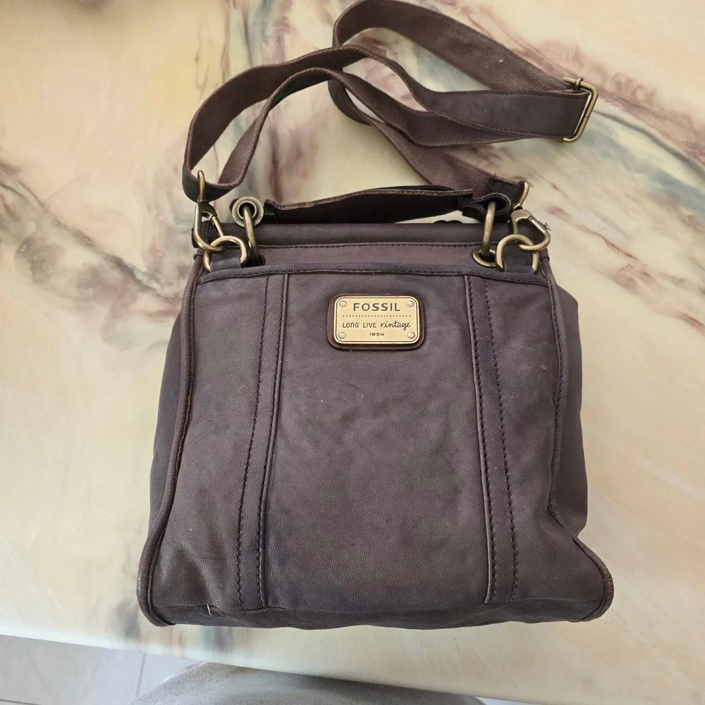 Fossil Long Live Vintage Brown Leather Crossbody Messenger Bag Brass Hardware